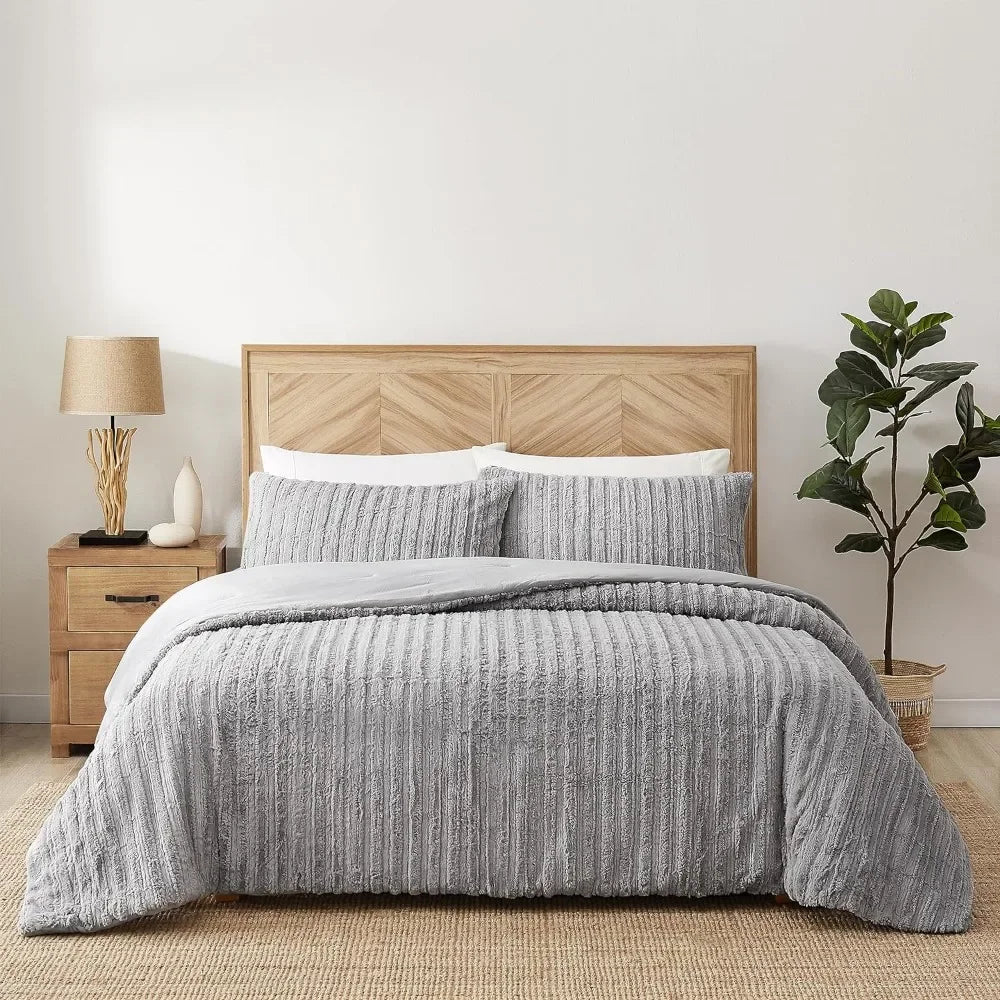 Comforter Sets and Two Pillow Shams, Full/Queen, Seal - Mountain Merch Market 